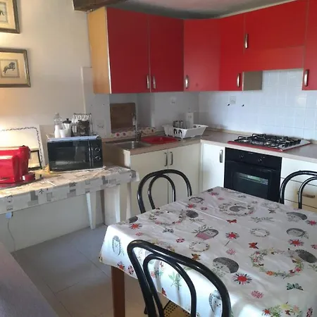 Rustico “i Bastioni” Apartment Peccioli